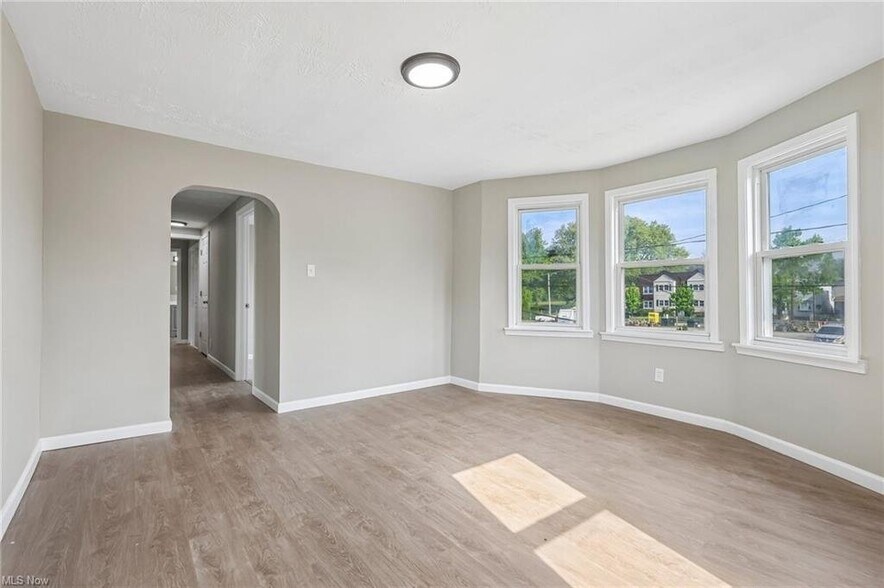 Building Photo - 3535 Erin Ave