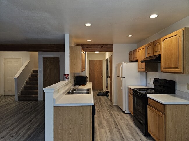 Building Photo - 1070 Elk Run Ln