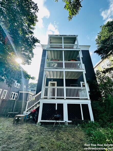 Building Photo - 12 Saint Peter St