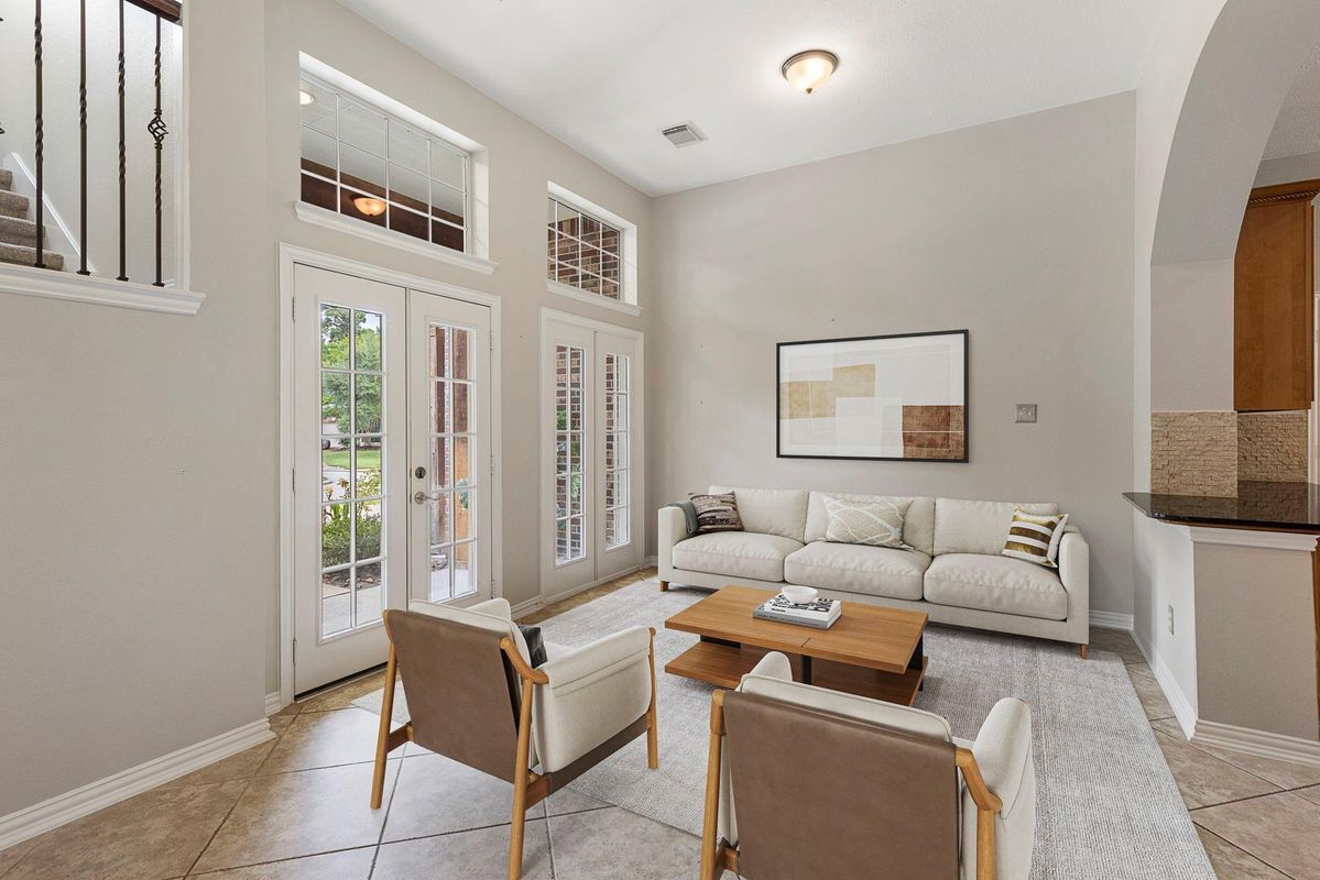 Building Photo - 6 Hithervale Ct