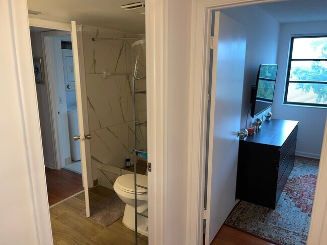 Building Photo - 20840 San Simeon Way