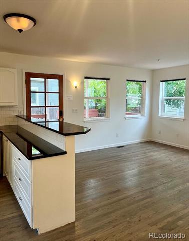 Building Photo - 1825 Canyon Blvd