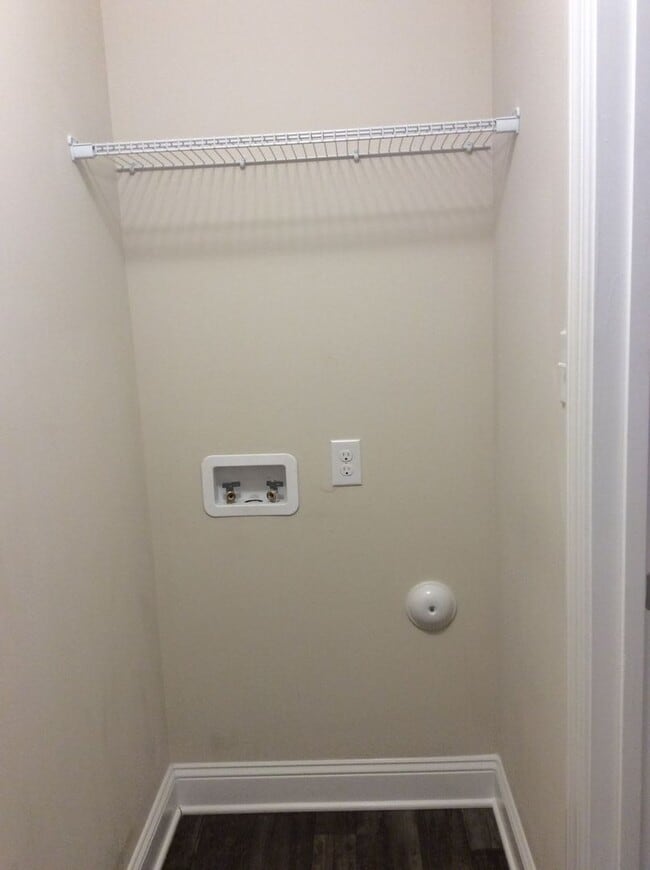 Building Photo - Townhome in Havelock