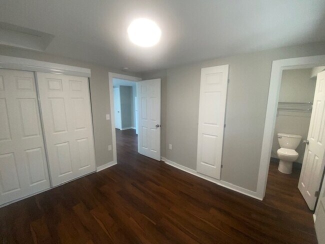 Building Photo - 75 W Moler St