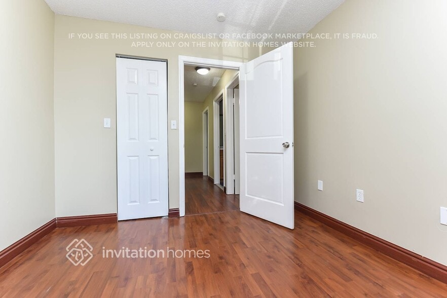 Building Photo - 14450 SW 139th Ave