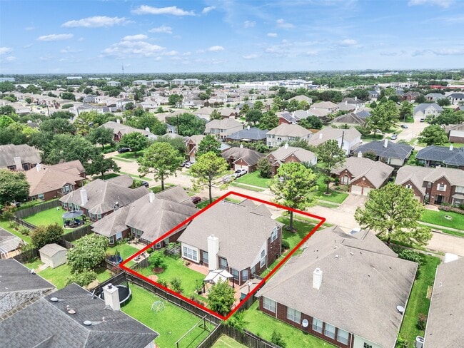 Building Photo - 13315 Georgetown Dr