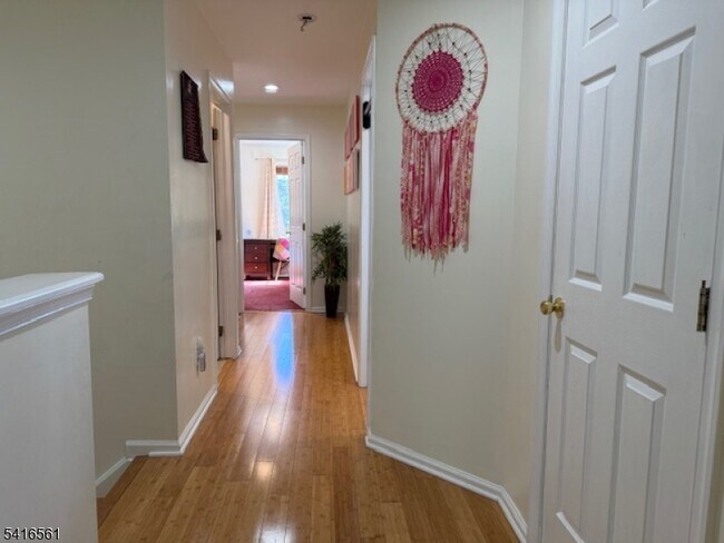 Building Photo - 1704 Bergen Ct