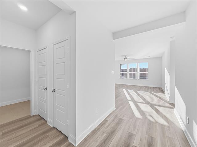 Building Photo - 622 Saxony Dr