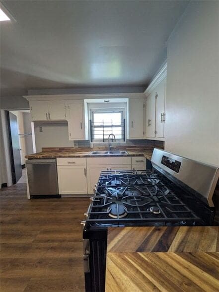 Building Photo - 1818 Westmont Ave