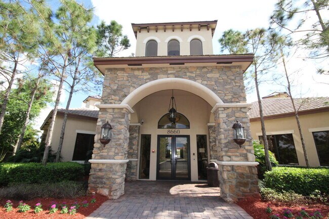 Building Photo - 11351 Majestic Acres Terrace