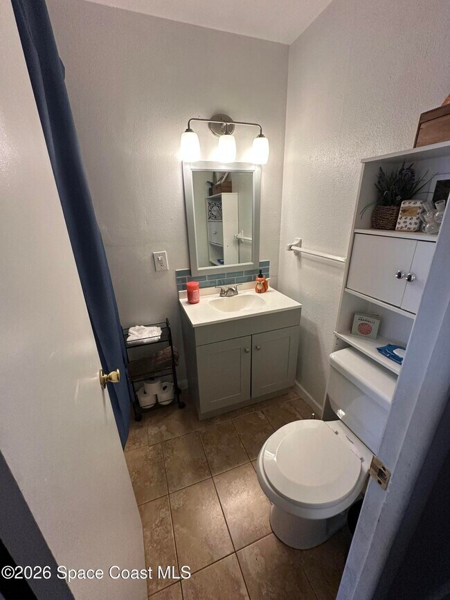 Building Photo - 4406 Sherwood Blvd