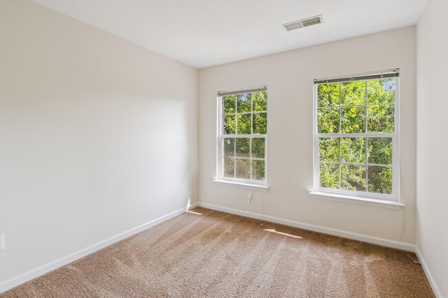 Building Photo - 13404 Fountain Club Dr