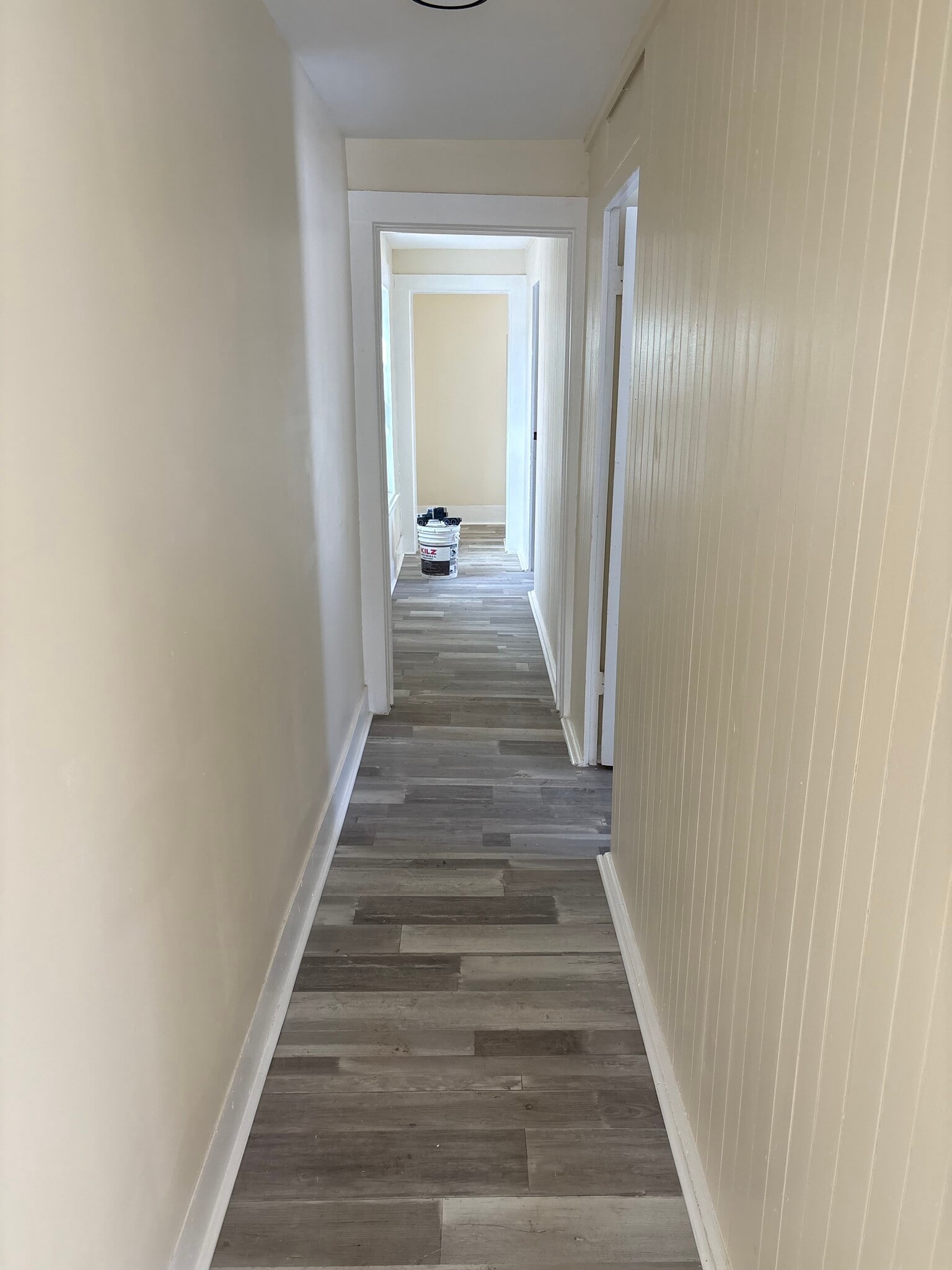 Building Photo - 47 Maple Ave