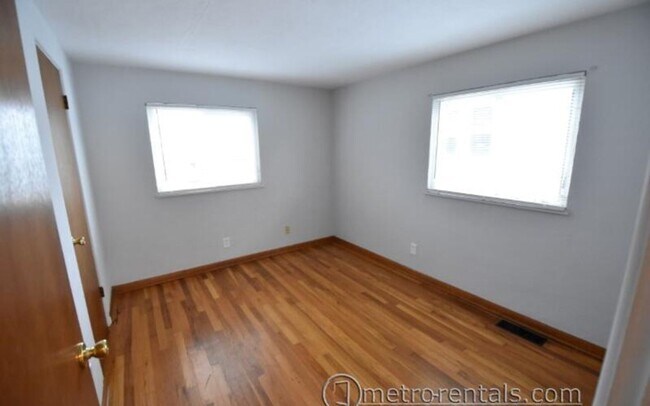 Building Photo - 2686-2688 Hibbert Avenue