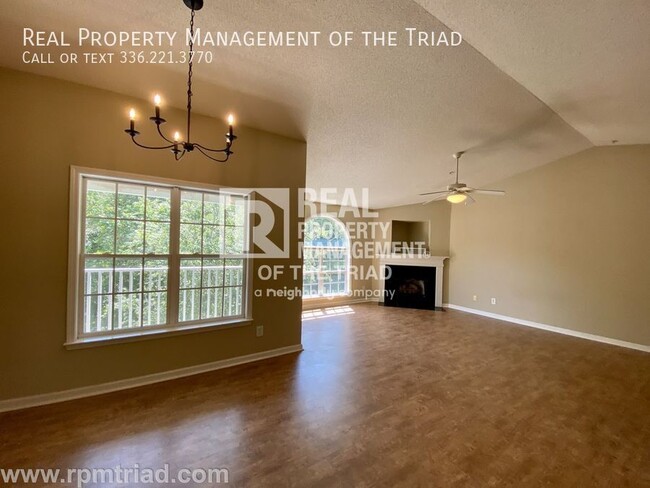 Primary Photo - *Move In Special* Deacon Ridge Gated Commu...