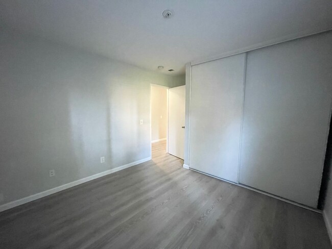 Building Photo - Rohnert Park: $2799  Lower Level 3 Bed/2 B...