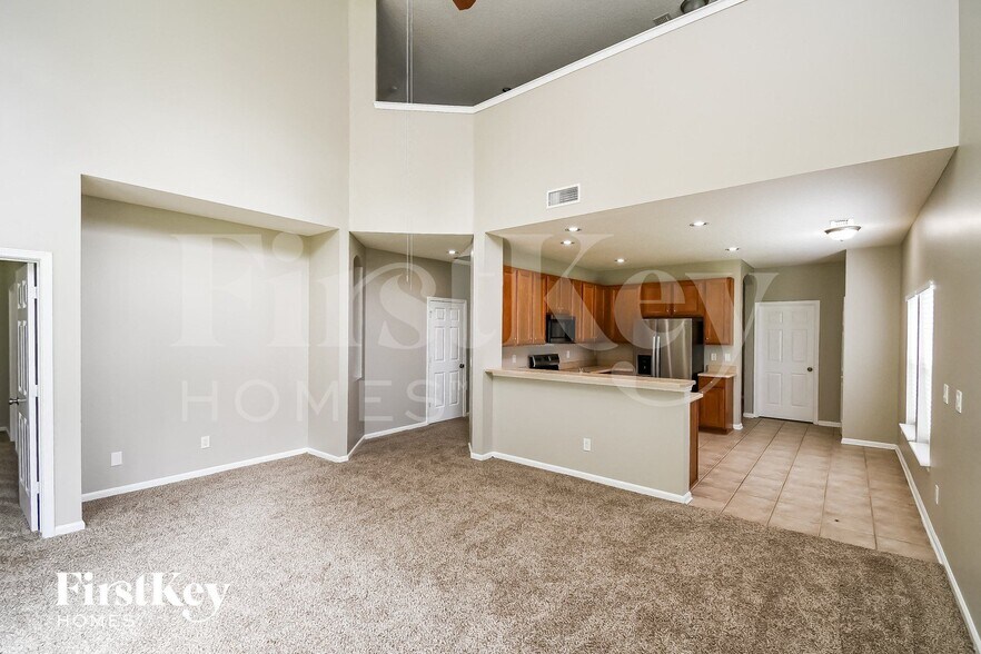 Building Photo - 3180 Wandering Oaks Dr