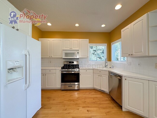 Building Photo - 13232 W Annabrook Dr