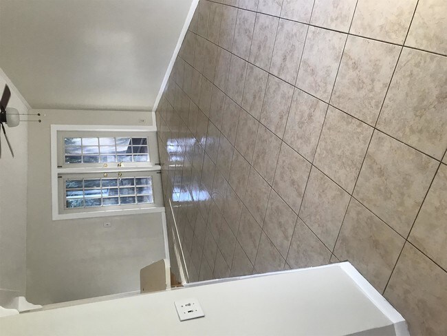 Building Photo - 9926 Watermill Cir
