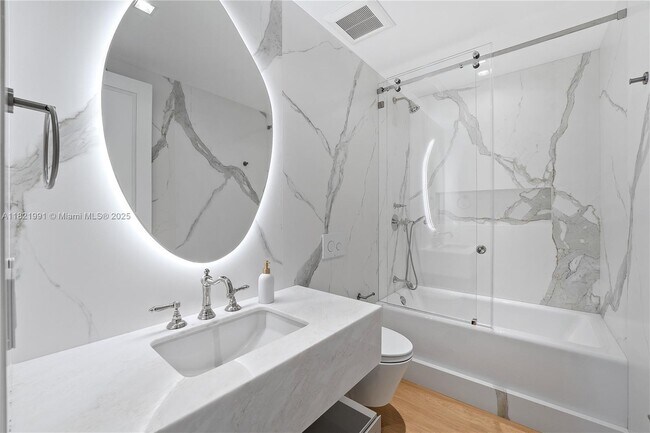 Building Photo - 5242 Fisher Island Dr
