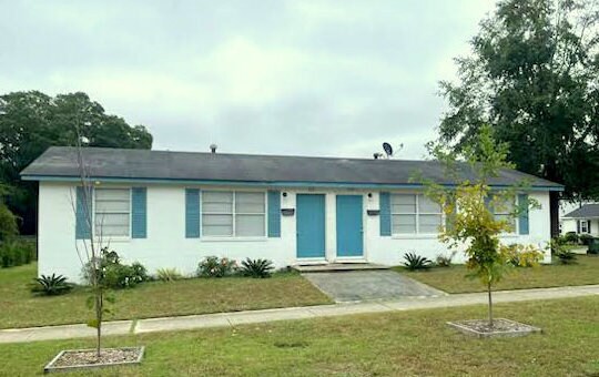 Primary Photo - 217 S 7th St
