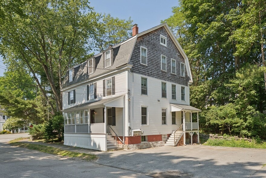 Building Photo - 2 Cottage Ln