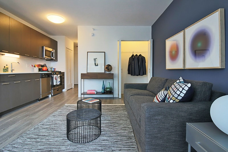 Building Photo - 622 N Wells St