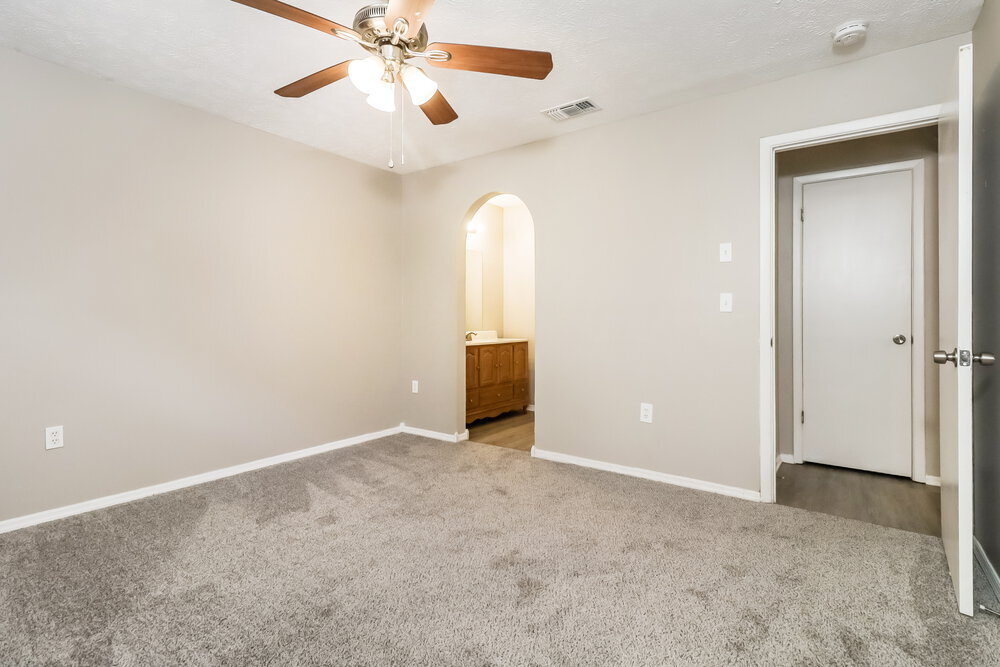 Building Photo - 13403 Woodward Dr
