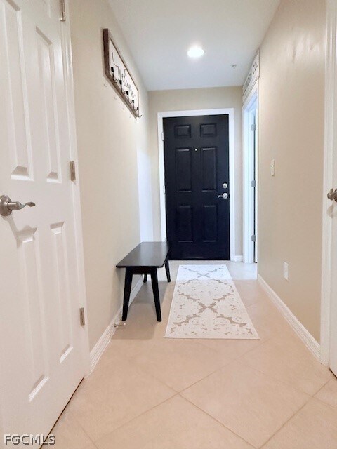 Building Photo - 8500 Violeta St