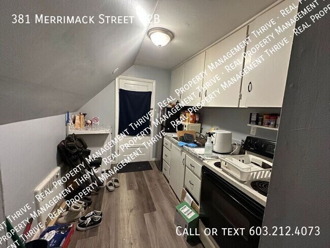 Building Photo - 381 Merrimack St