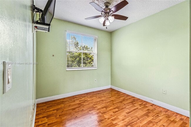 Building Photo - 20235 SW 129th Ave