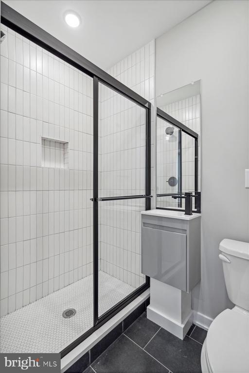 Building Photo - 3801 Hamilton St