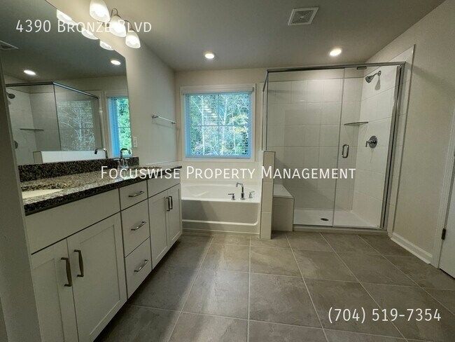 Building Photo - 4390 Bronze Blvd