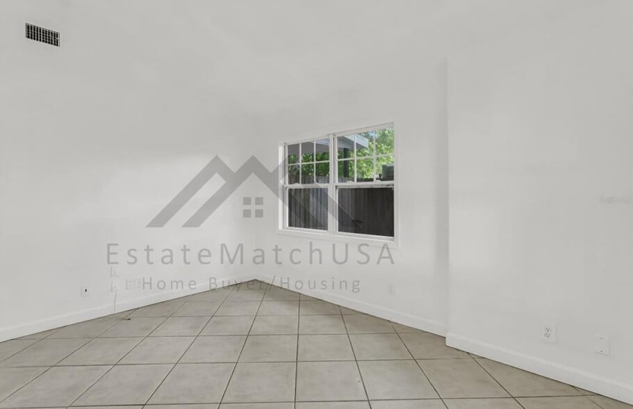 Building Photo - 1512 Stevenson Dr
