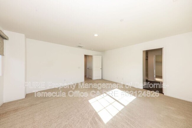 Building Photo - 27309 Barre Dr