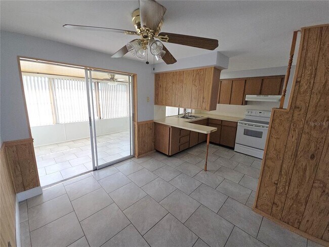 Building Photo - 3513 Westchester Dr