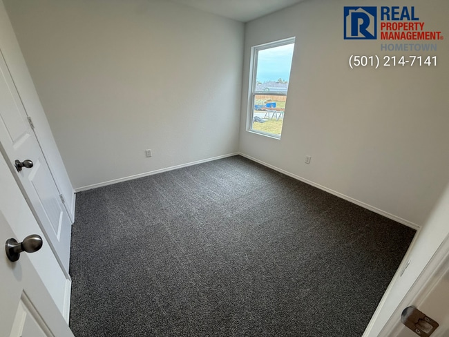 Building Photo - 6041 Discovery Trl
