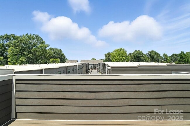 Building Photo - 952 Broad River Ln