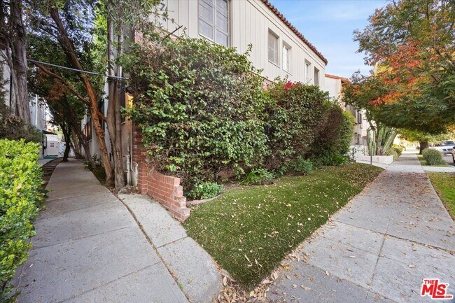 Building Photo - 6217 Orange St