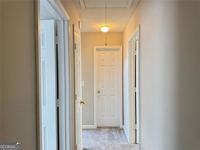 Building Photo - 4044 Robin Cir