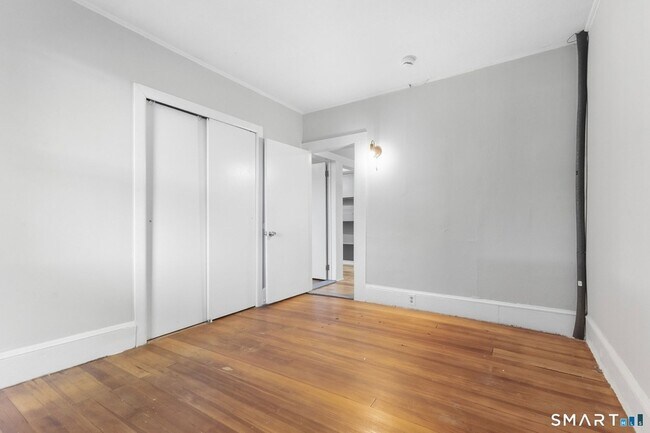 Building Photo - 13 Wood Ct