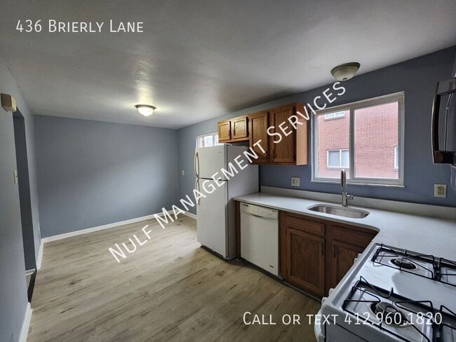 Building Photo - 436 Brierly Ln