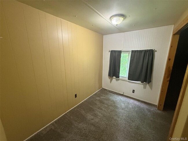 Building Photo - 20 Tanglewood Park Dr