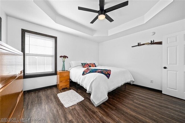 Building Photo - 400 Bordeaux Cir