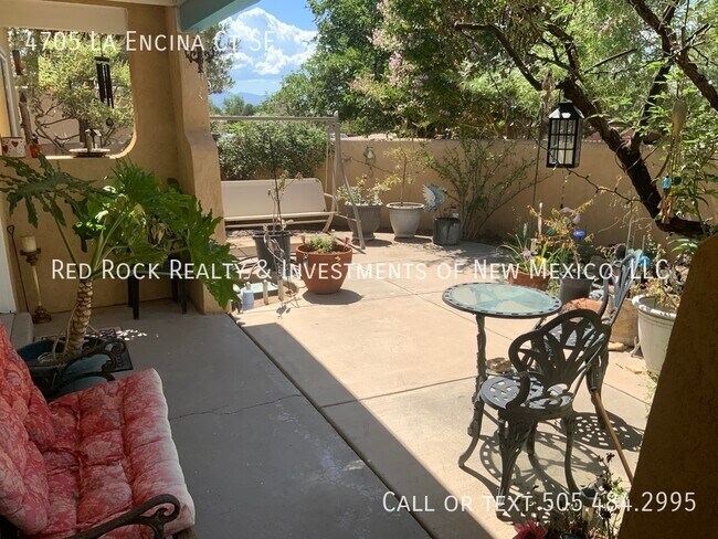 Building Photo - 4705 La Encina Ct SE