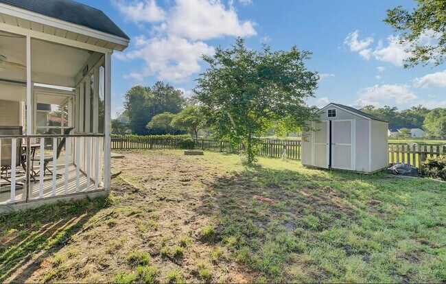 Building Photo - 5225 Copley Cir