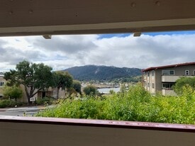 Building Photo - 320 Via Casitas