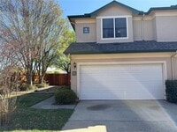 Building Photo - 2100 Pipers Field Dr