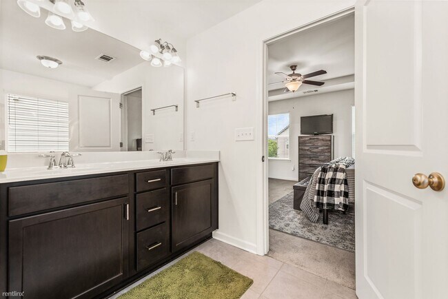 Building Photo - 3 br, 2.5 bath House - 839 Regal Lane