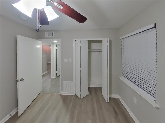 Building Photo - 3221 Edgebrook Dr